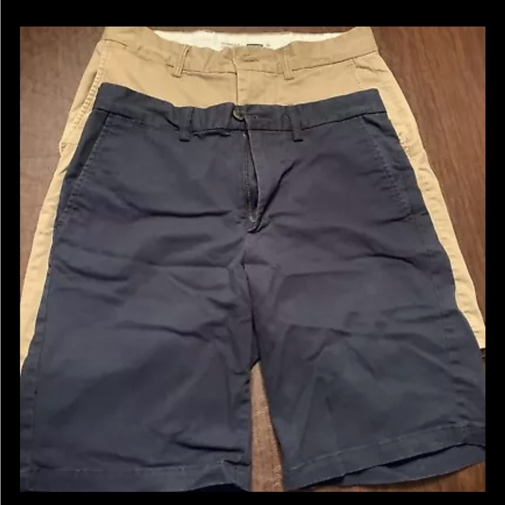 Men’s Old Navy Chino Shorts Lot of 2 Size 30 and Size 31